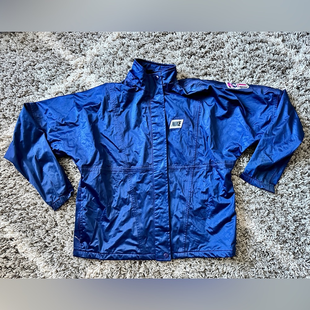 VINTAGE Nike International 90s style jacket